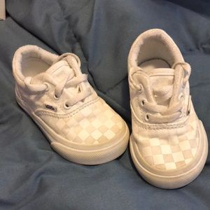 Children’s canvas vans